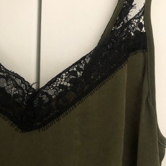 Olive romper - Picture 3 of 3